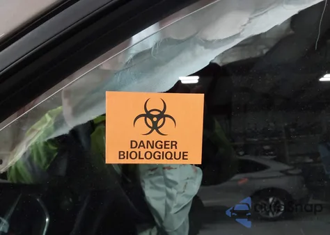 2018 Chevrolet Equinox Lt z USA, uszkodzony, nr VIN 3GNAXJEV2JL108853